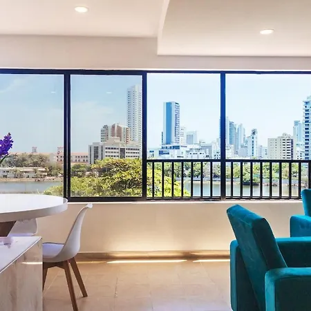 Amplio Con Vistas únicas En El Laguito Apartamento Cartagena