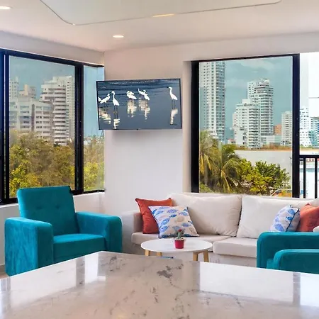 Apartamento Amplio Con Vistas únicas En El Laguito Cartagena