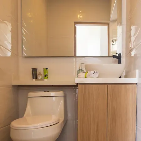 Apartamento Amplio Con Vistas únicas En El Laguito *